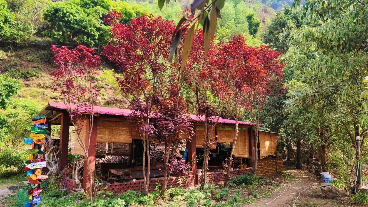 Hobo Huts By The Riverside Panuānaula Esterno foto